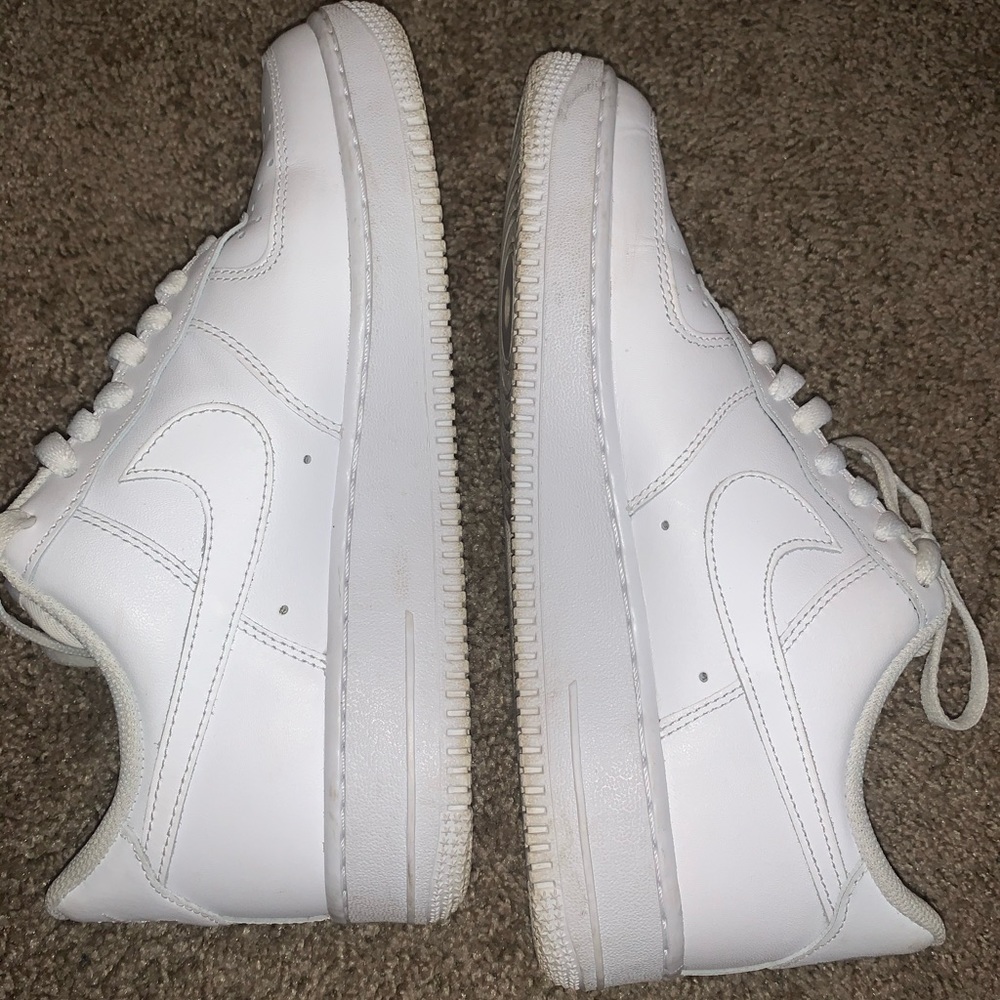 AF1 - Picture 4 of 4